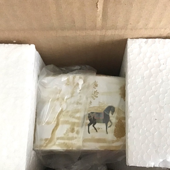 Anthropologie Plates Set of Four Decaled Stoneware New In Box - Picture 10 of 10